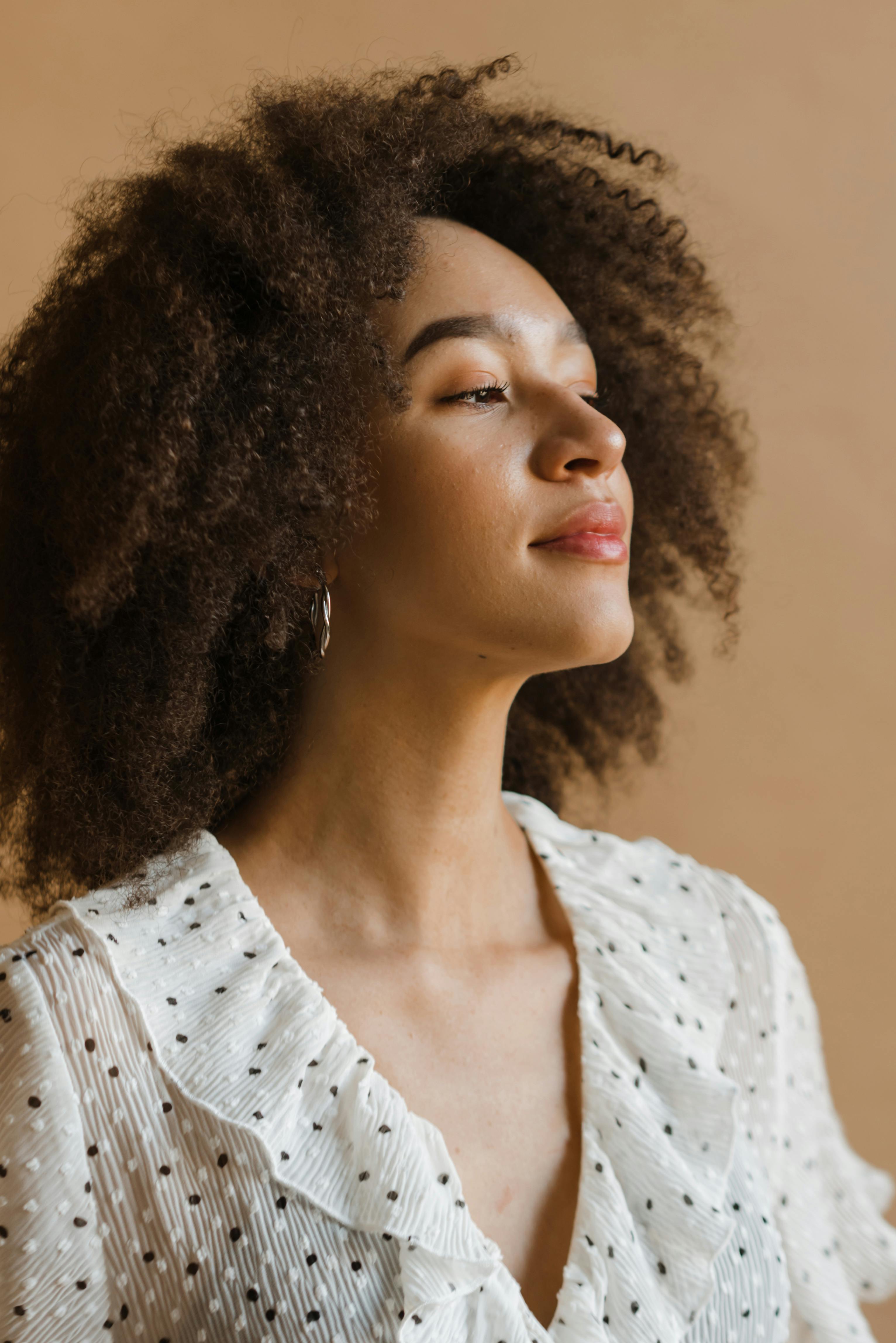 《玻璃回旋》海报图